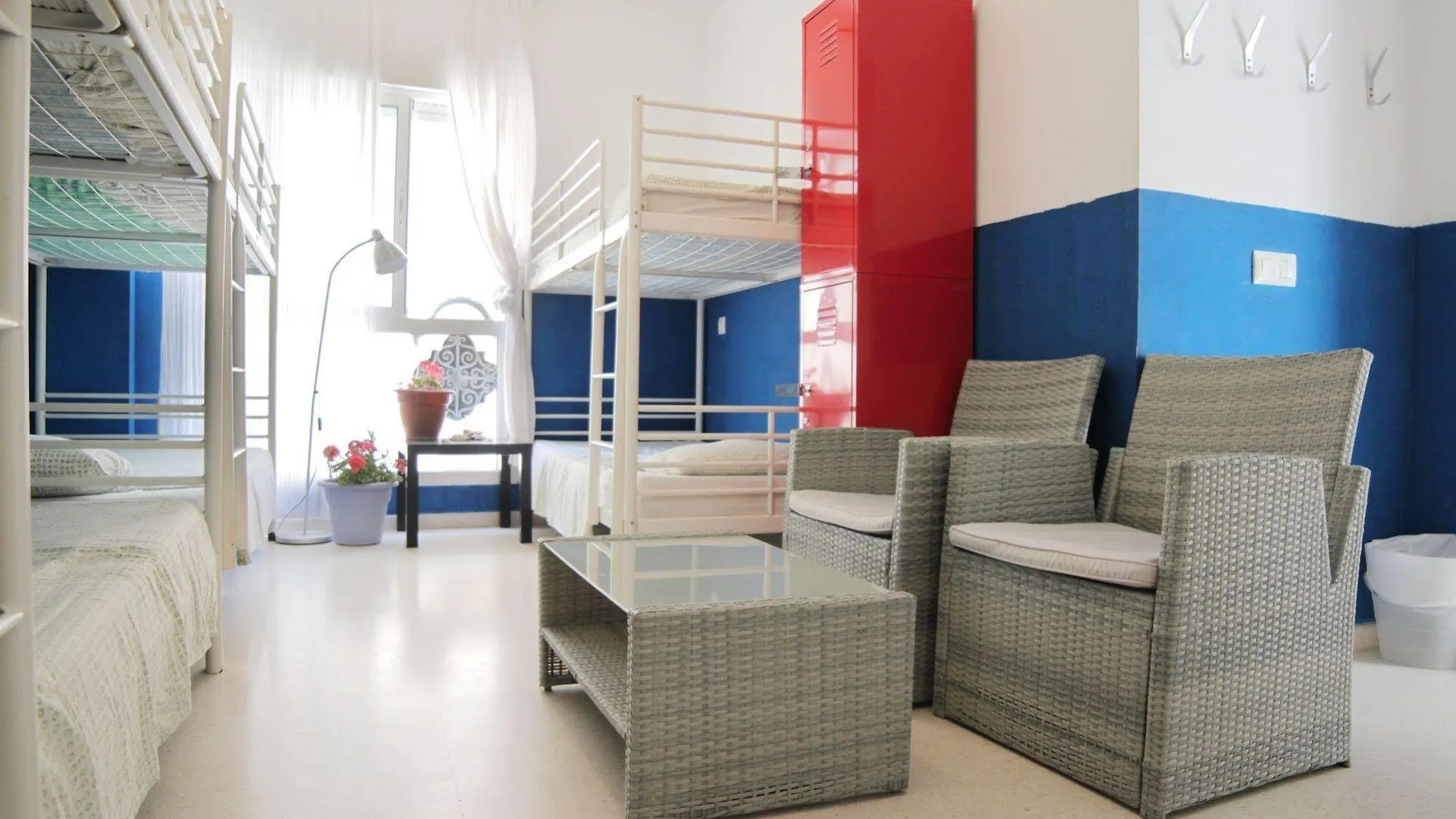 Cadiz Inn Backpackers 0*,